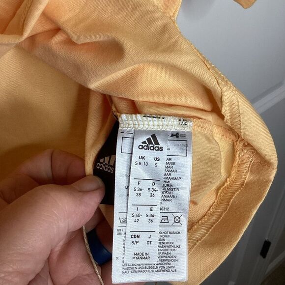 NWT Ladies Adidas Open Back Styling" Short sleeved cropped tee shirt - Picture 5 of 8